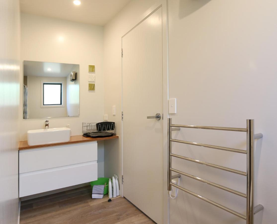 Wanaka Riverside 1 Bedroom Apartment ภายนอก รูปภาพ